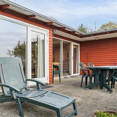 Σπίτι διακοπών Cozy Summer House With View To The And Nature