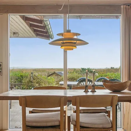Σπίτι διακοπών Cozy Summer House With View To The And Nature *