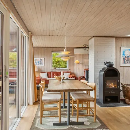 Cozy Summer House With View To The And Nature Holiday home Ebberup