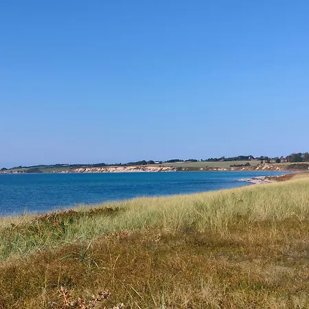 Cozy Summer House With View To The And Nature Σπίτι διακοπών *