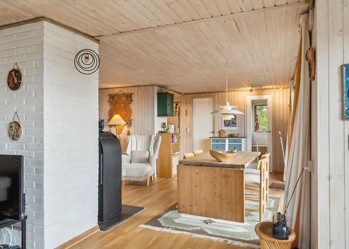 Cozy Summer House With View To The And Nature 度假居 埃伯鲁普